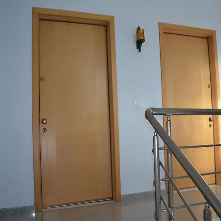 1 Dhërmi